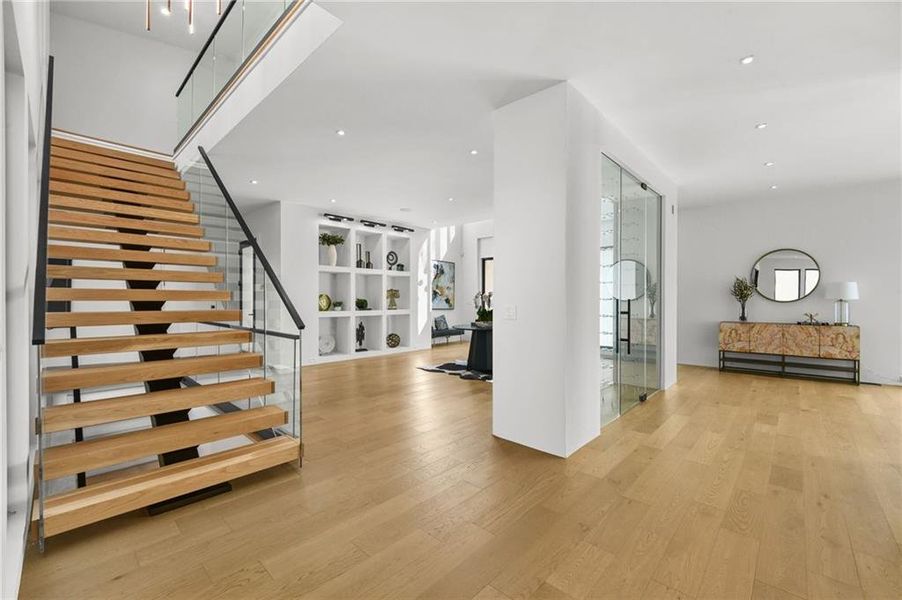 Spacious, unfurnished interior of a new home in , Atlanta (Image 58).