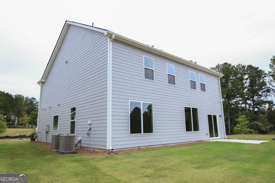 Image 3 of a home in Leverett Park. Image 3 of a home in Leverett Park.