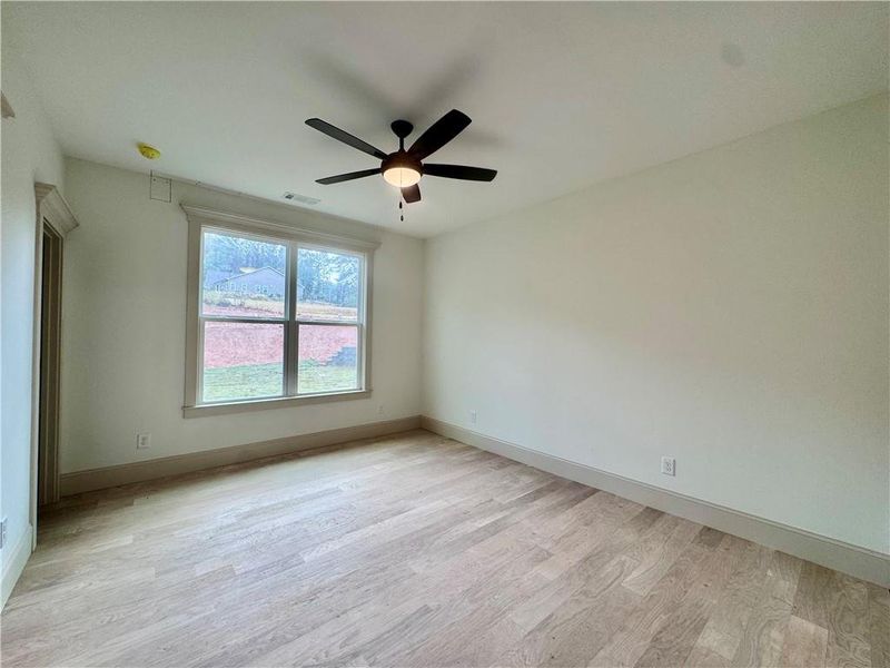 Spacious, unfurnished interior of a new home in , Carrollton (Image 14).