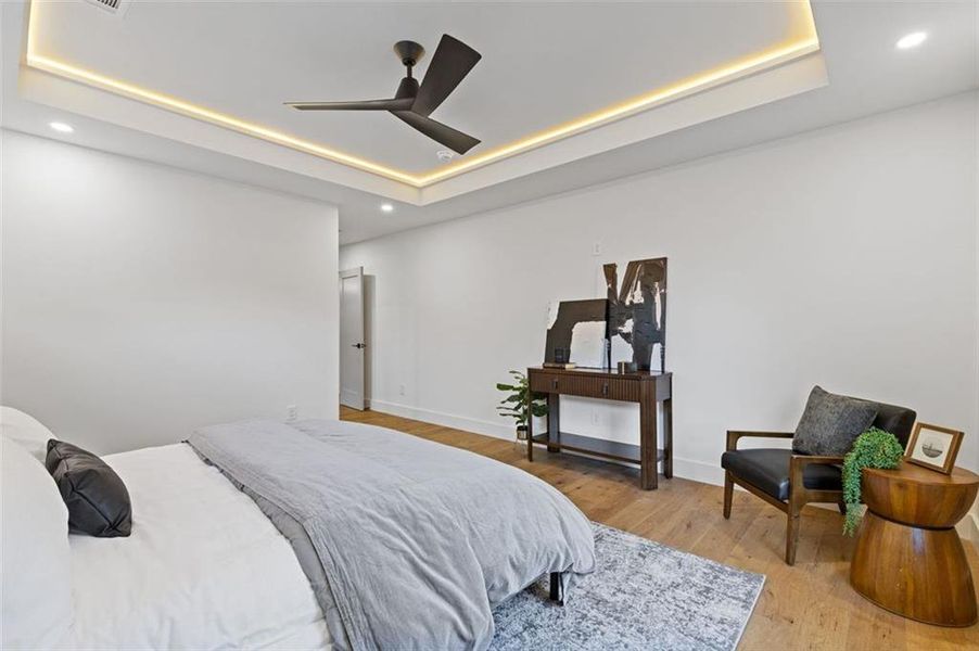 Furnished interior view inside a new home in , Atlanta (Image 34). Furnished interior view inside a new home in , Atlanta (Image 34).