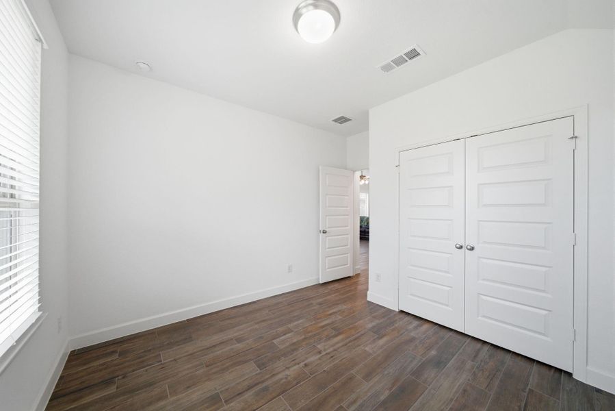 Spacious, unfurnished interior of a new home in Artavia, Conroe (Image 23).