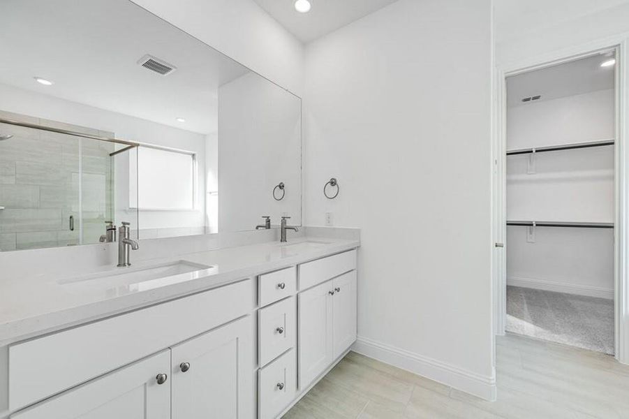 129 South Oak Drive - Ready Now!