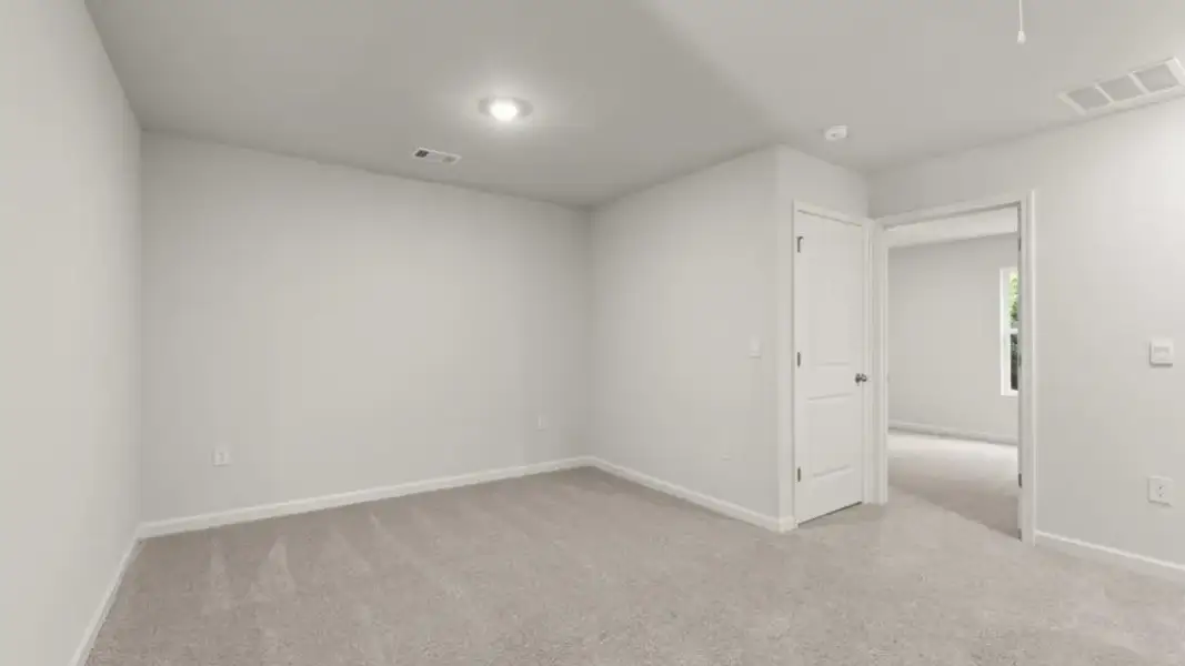 Spacious, unfurnished interior of a new home in Waypoint, Flowery Branch (Image 12).