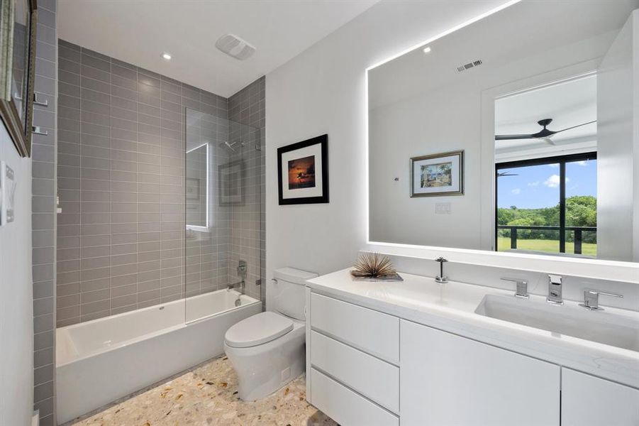 Furnished interior view inside a new home in , Frisco (Image 17).