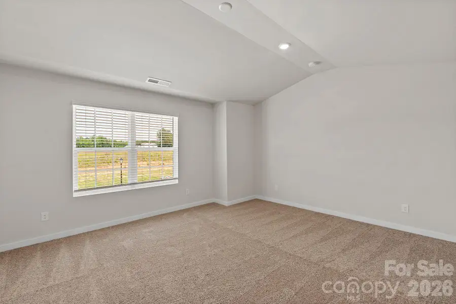 Spacious, unfurnished interior of a new home in Knights Bridge, Richburg (Image 10).