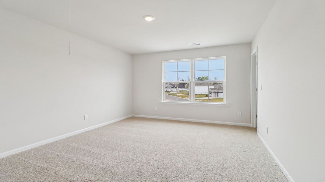 Spacious, unfurnished interior of a new home in Hunter's Branch, Hopkins (Image 15).