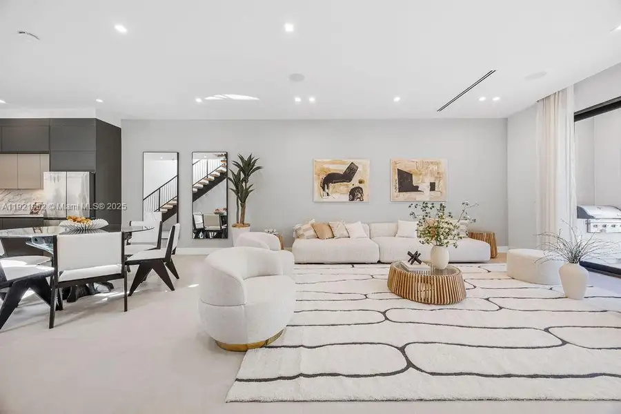 Furnished interior view inside a new home in , Fort Lauderdale (Image 5).