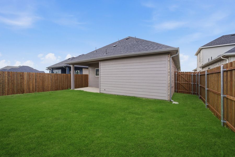 Exterior details and patio area of a home in Westridge, McKinney (Image 32).