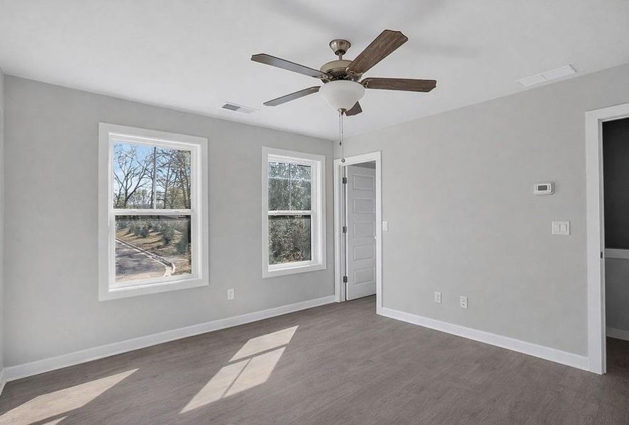 Spacious, unfurnished interior of a new home in , Fayetteville (Image 12).