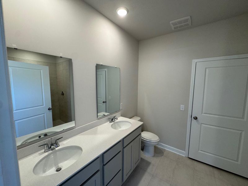 Furnished interior view inside a new home in , Summerville (Image 9).