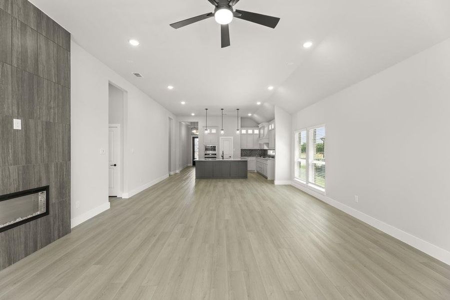 Spacious, unfurnished interior of a new home in Valencia on The Lake, Little Elm (Image 32). Spacious, unfurnished interior of a new home in Valencia on The Lake, Little Elm (Image 32).