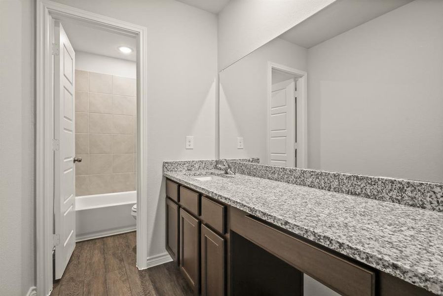 Furnished interior view inside a new home in Sycamore Landing, Fort Worth (Image 7). Furnished interior view inside a new home in Sycamore Landing, Fort Worth (Image 7).