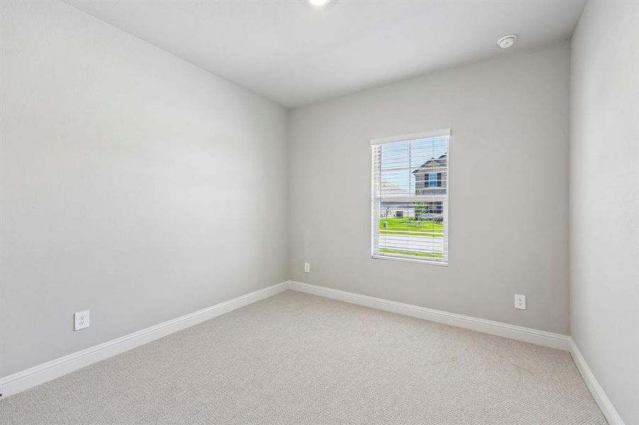 Spacious, unfurnished interior of a new home in Lakehaven - Premier Series, Farmersville (Image 27).