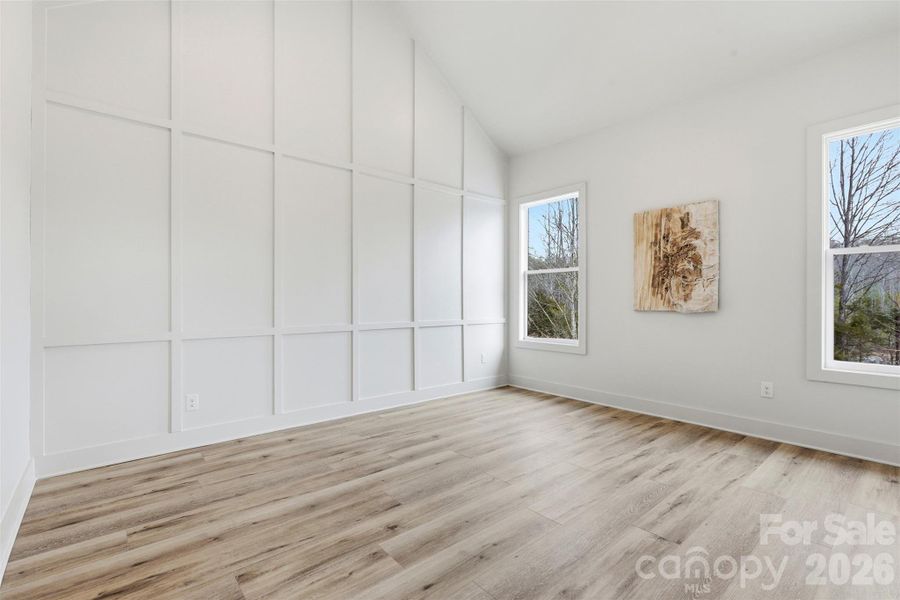 Spacious, unfurnished interior of a new home in , Maiden (Image 26).