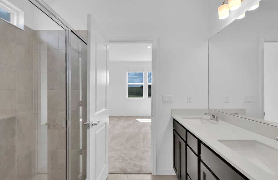 Furnished interior view inside a new home in Hyland Trail, Green Cove Springs (Image 12).