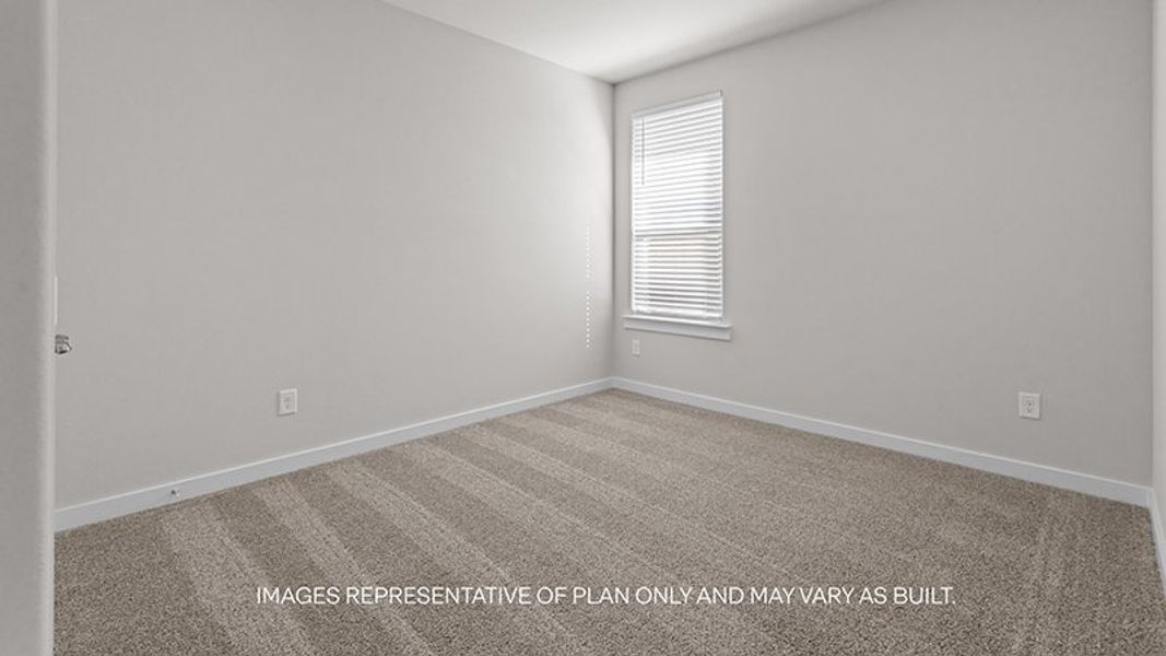 Spacious, unfurnished interior of a new home in Westmont, Lubbock (Image 11).