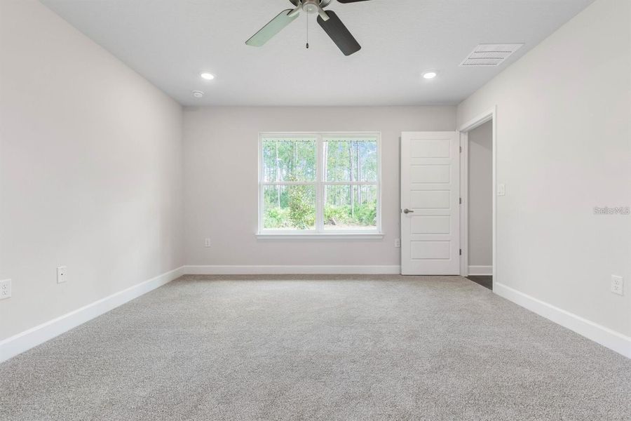 Spacious, unfurnished interior of a new home in Palm Coast, Palm Coast (Image 11).