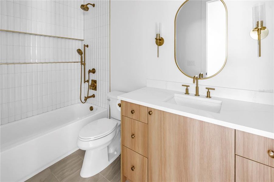 Furnished interior view inside a new home in , St. Petersburg (Image 33).