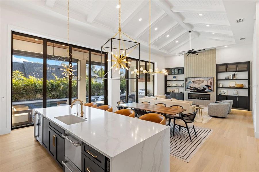 Community amenities in , Sarasota (Image 65).