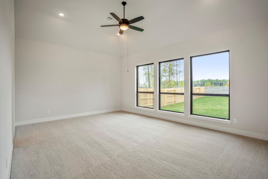 Spacious, unfurnished interior of a new home in ARTAVIA 55' Lots, Conroe (Image 31). Spacious, unfurnished interior of a new home in ARTAVIA 55' Lots, Conroe (Image 31).
