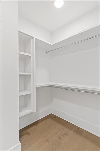 Image 70 of a home in .