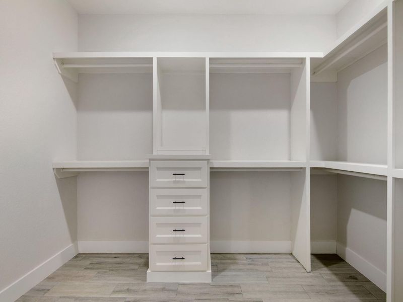 Spacious, unfurnished interior of a new home in , Cleveland (Image 36).