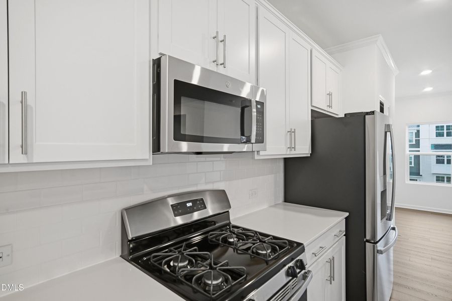 10_SUN_Stoneriver_Pic_Colton_Kitchen_1of