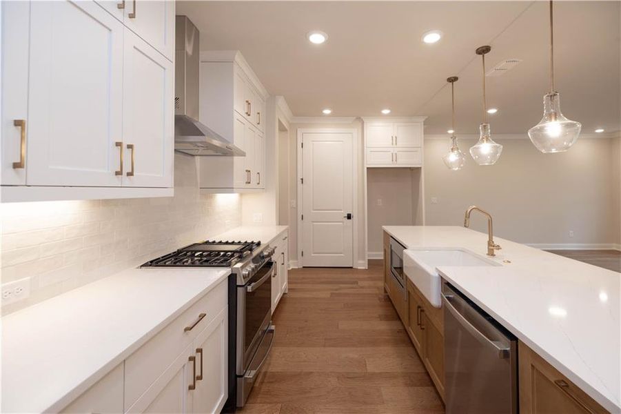 Furnished interior view inside a new home in Ward's Crossing Townhomes, Johns Creek (Image 14).