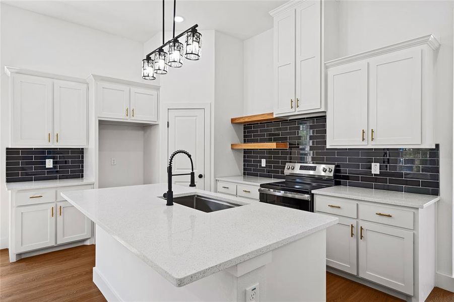 LARGE KITCHEN ISLAND