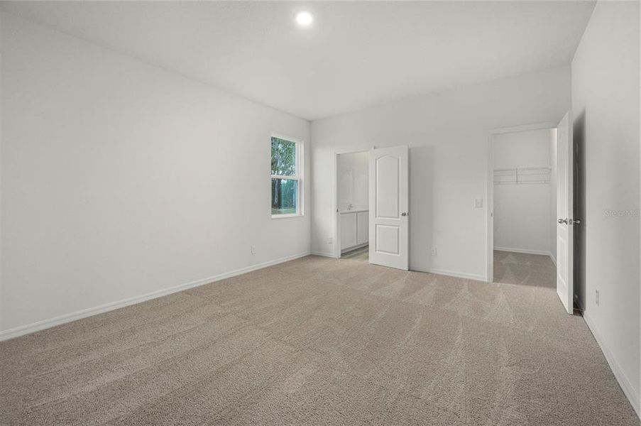 Spacious, unfurnished interior of a new home in Poinciana, Poinciana (Image 10).