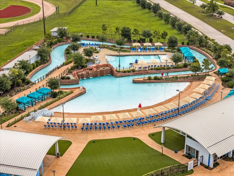 Community amenities in Meridiana, Manvel (Image 36).