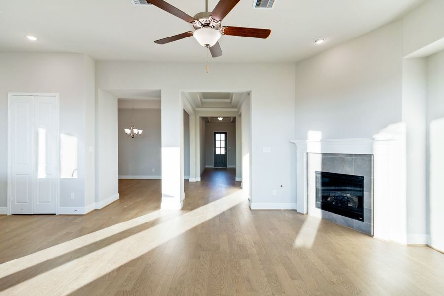 2,877sf New Home in Willis, TX.  - Slide 20