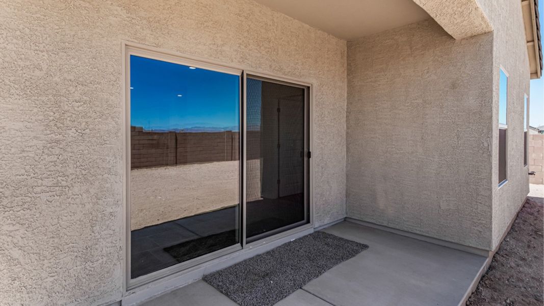 Image 45 representing the Amber by D.R. Horton in Hanson Ridge, Vail, AZ.