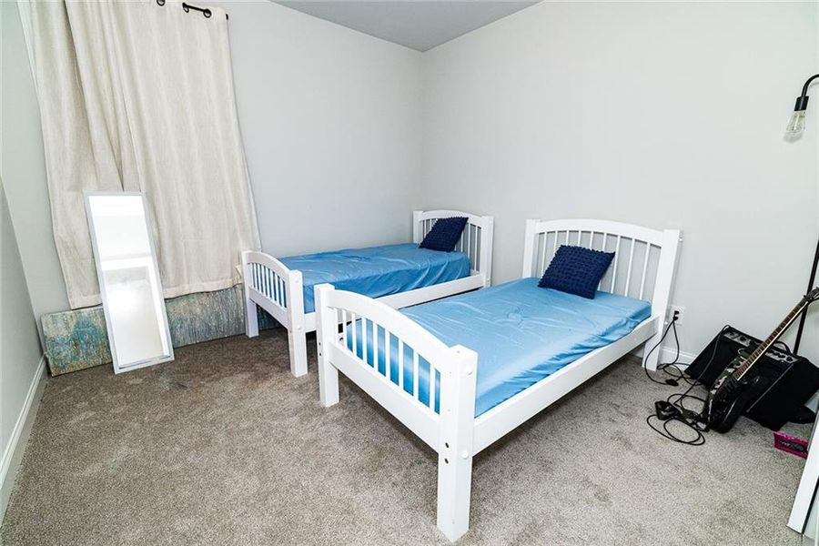 Furnished interior view inside a new home in Hellen Valley, Braselton (Image 5).