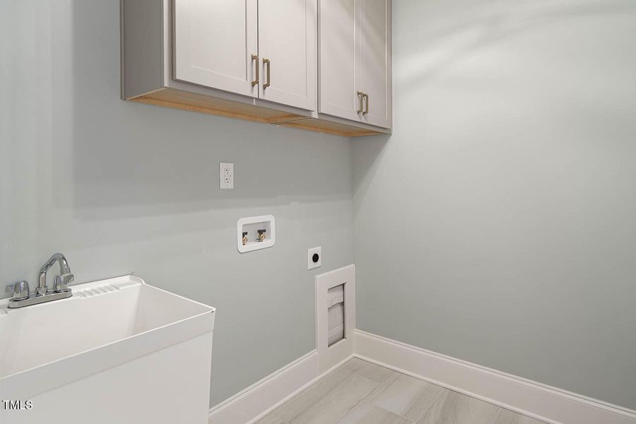 20 Water Willow Lni nterior-19