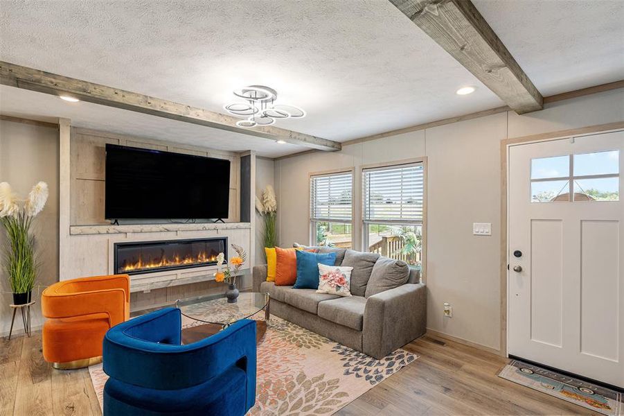 Furnished interior view inside a new home in , Corsicana (Image 8).