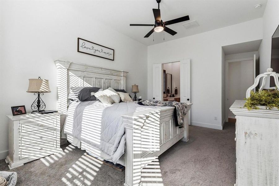 Furnished interior view inside a new home in Gateway Village - The Reserve, Denison (Image 31).