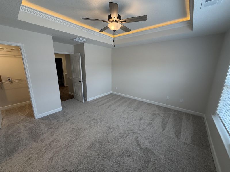 Spacious, unfurnished interior of a new home in Stones Throw, Inman (Image 13).