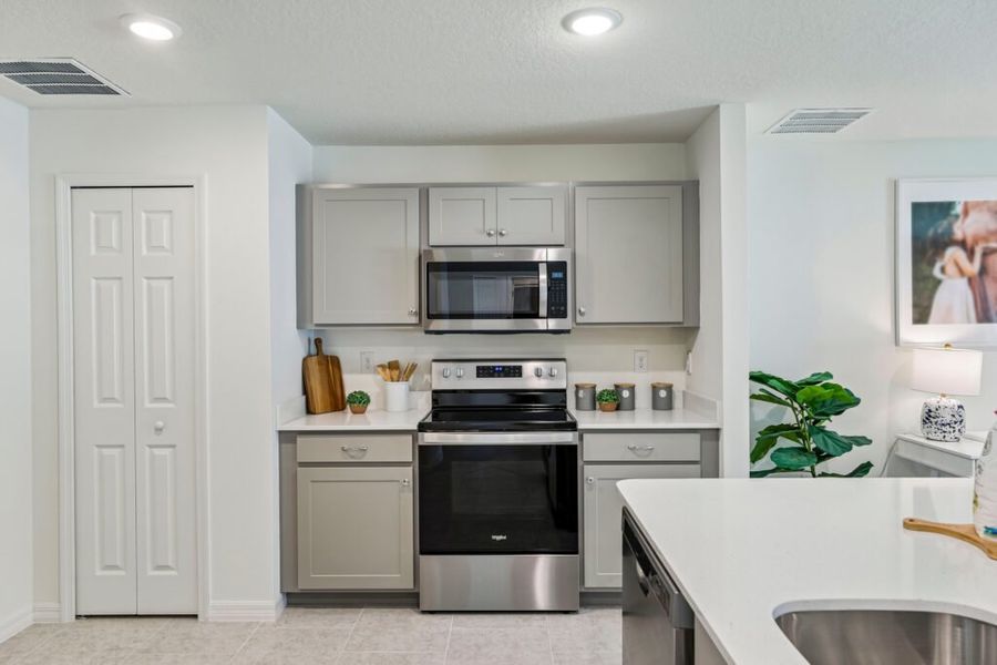 Representative furnished interior of a home built from the Sylvester by Holiday Builders in Citrus Springs, Citrus Springs (Image 5).