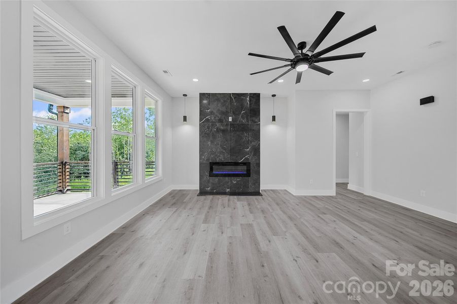 Spacious, unfurnished interior of a new home in , Kannapolis (Image 28).