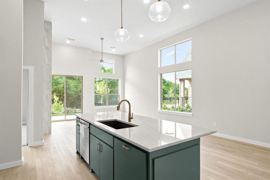 017-8609DelRioTrail-Wylie-TX-75098-Kitchen.jpg-SMALL