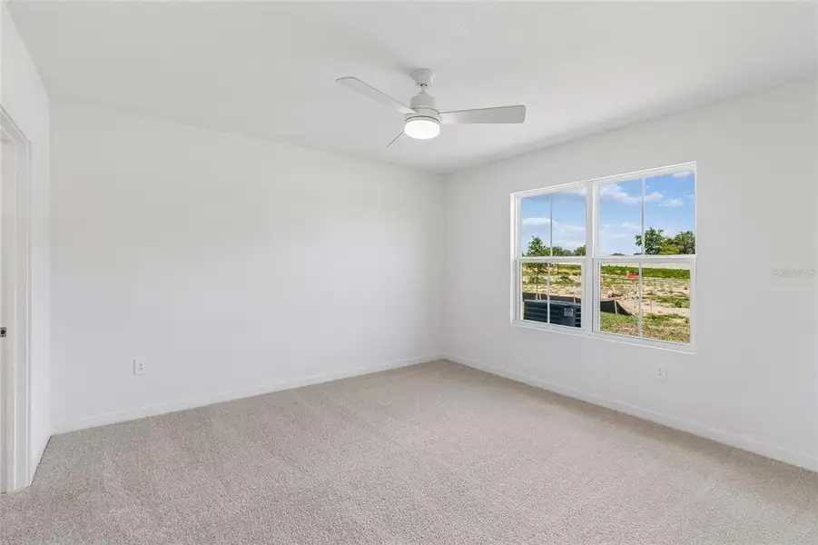 Spacious, unfurnished interior of a new home in Aspire at Canter Creek, Davenport (Image 26).