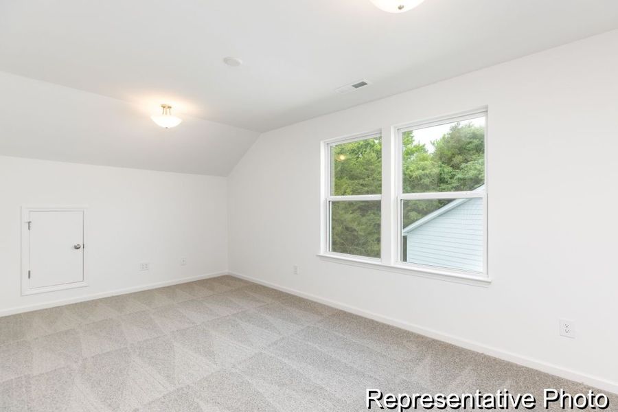 Spacious, unfurnished interior of a new home in River Rock, Winston-Salem (Image 17).