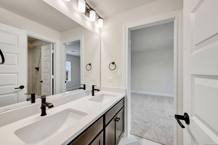 Furnished interior view inside a new home in Davis Ranch 60', San Antonio (Image 8). Furnished interior view inside a new home in Davis Ranch 60', San Antonio (Image 8).