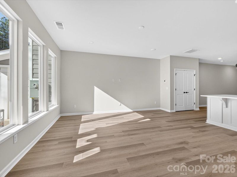 Spacious, unfurnished interior of a new home in Westview Towns, Waxhaw (Image 24).