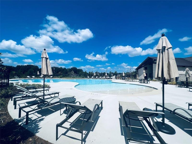 Community amenities in Emory Glen, Magnolia (Image 12).