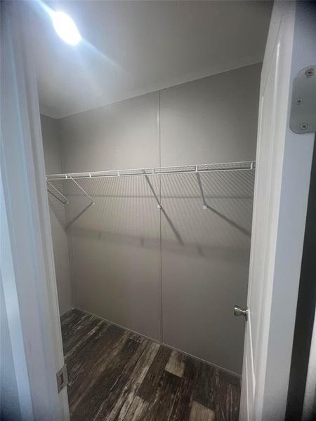 Spacious, unfurnished interior of a new home in , Pelican Bay (Image 13).