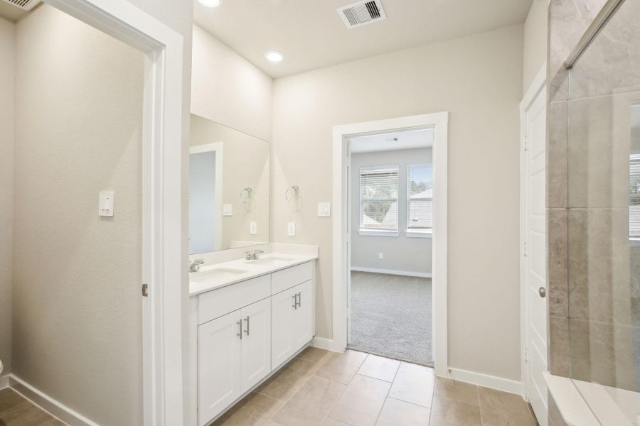 Photo is not of the actual home but is an inspirational photo of builder’s model home and may depict options, furnishings, and/or decorator features that are not included.