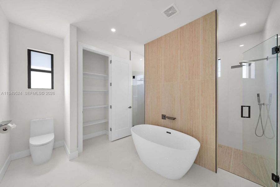 Furnished interior view inside a new home in , Cape Coral (Image 11). Furnished interior view inside a new home in , Cape Coral (Image 11).