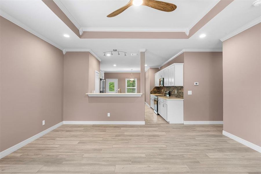 Spacious, unfurnished interior of a new home in , Corsicana (Image 32).
